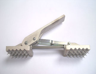 PL004 Carpet Tile Lifter PL004 Carpet Tile Lifter